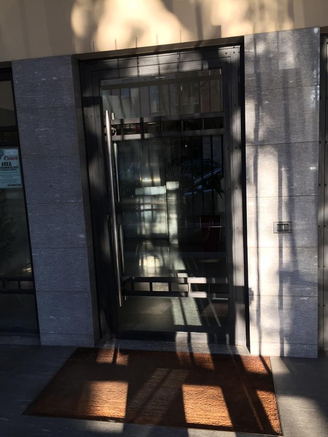 Giulia Luxury Apartment Milan Luaran gambar